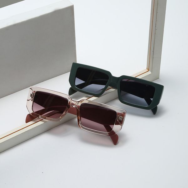 p desinger square sunglasses with stamp full frame sunglasses for women fashion accessories, White;black
p desinger square sunglasses with stamp full frame sunglasses for women fashion accessories, White;black