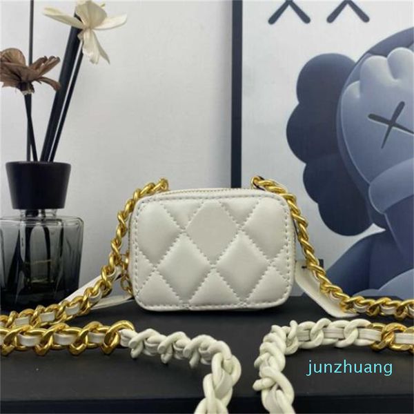cc bag designer -wear-resistant shoulder bags paint color matching chain matching hardware double row slider box bag very cute mini cosmetic
cc bag designer -wear-resistant shoulder bags paint color matching chain matching hardware double row slider box bag very cute mini cosmetic