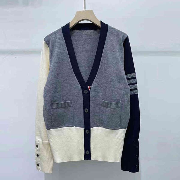 women's sweaters tb british style four bar v-neck knitted cardigan women's matching color sweater coat fashion 7xzj, White;black
women's sweaters tb british style four bar v-neck knitted cardigan women's matching color sweater coat fashion 7xzj, White;black