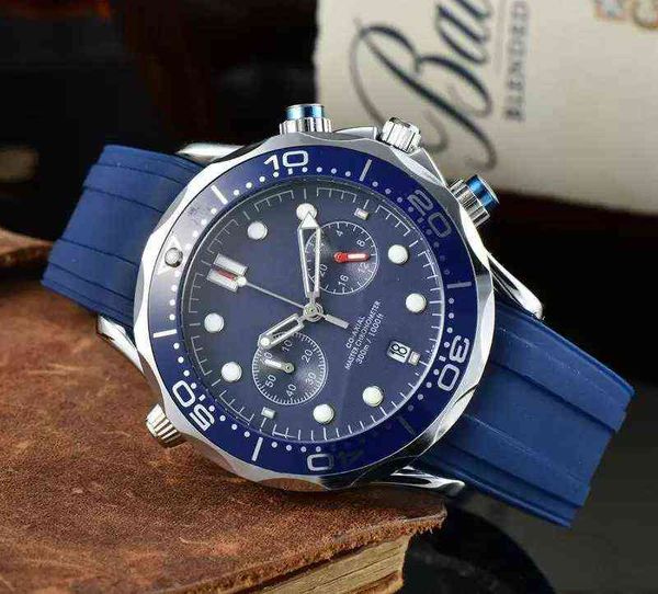huiya06 movement watch automatic mens designer watch montre femme aaa watches for men watchs diamond model turquoise blue folding, Slivery;brown
huiya06 movement watch automatic mens designer watch montre femme aaa watches for men watchs diamond model turquoise blue folding, Slivery;brown