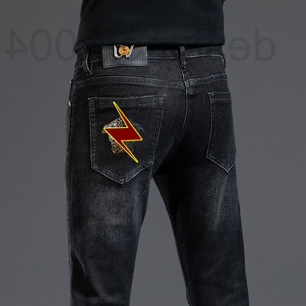 men's jeans designer high end men's medusa embroidered jeans 2021 autumn and winter fashion brand new slim straight pants 5dir, Blue
men's jeans designer high end men's medusa embroidered jeans 2021 autumn and winter fashion brand new slim straight pants 5dir, Blue