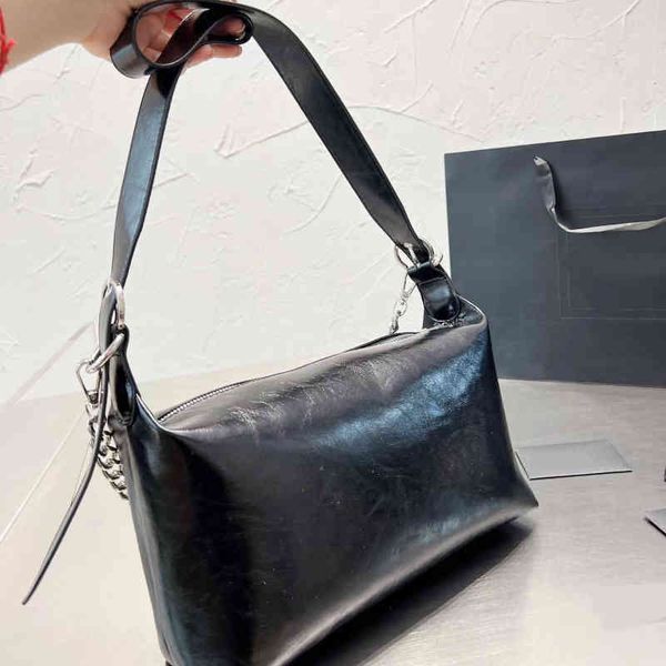 designer casual crossbody bag women vintage sports day packs leather shoulder bags female chain purses 220809
designer casual crossbody bag women vintage sports day packs leather shoulder bags female chain purses 220809