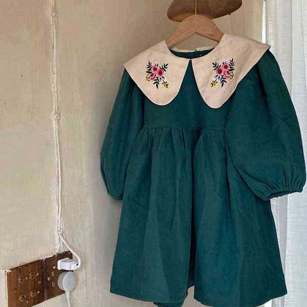 autumn new toddler girls dress fashion retro embroidery flower lapel long-sleeved corduroy princess dress y220819, Red;yellow
autumn new toddler girls dress fashion retro embroidery flower lapel long-sleeved corduroy princess dress y220819, Red;yellow