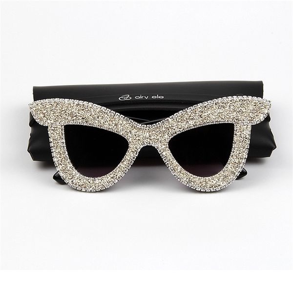 sunglass woman luxury cat eye oversized sunglasses luxury brand shades for women 220819, White;black
sunglass woman luxury cat eye oversized sunglasses luxury brand shades for women 220819, White;black