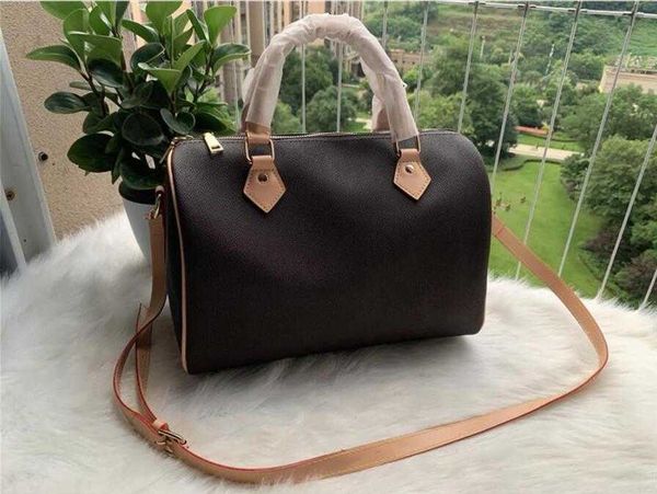 designers women shoulder bags messenger travel bag classic style fashion flowers lady totes luxury handbags speedy with gold key lock
designers women shoulder bags messenger travel bag classic style fashion flowers lady totes luxury handbags speedy with gold key lock