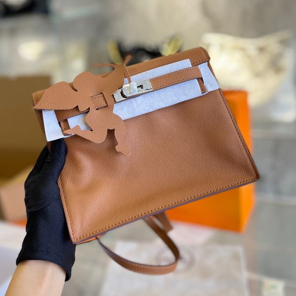 5a danse genuine leather totes bag crossbody luxury designer brand fashion shoulder bags handbags women letter purse phone bag wallet metall
5a danse genuine leather totes bag crossbody luxury designer brand fashion shoulder bags handbags women letter purse phone bag wallet metall