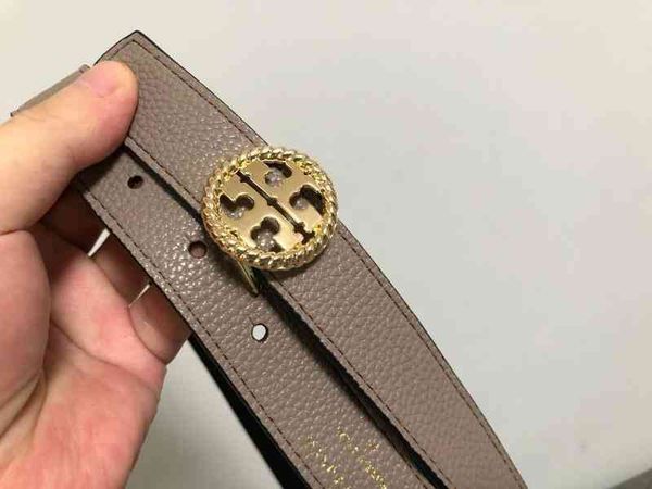 leather belt burbrerys men's belts tb gold twist round buckle narrow belt head layer cowhide super soft handle thin belt oil edge defec, Black;brown
leather belt burbrerys men's belts tb gold twist round buckle narrow belt head layer cowhide super soft handle thin belt oil edge defec, Black;brown