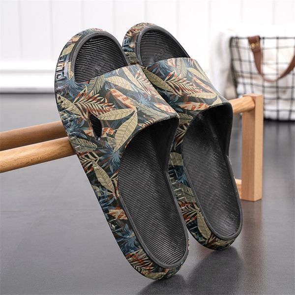 summer men's trend slippers non-slip eva massage household sandals breathable beach shoes 220407, Black
summer men's trend slippers non-slip eva massage household sandals breathable beach shoes 220407, Black