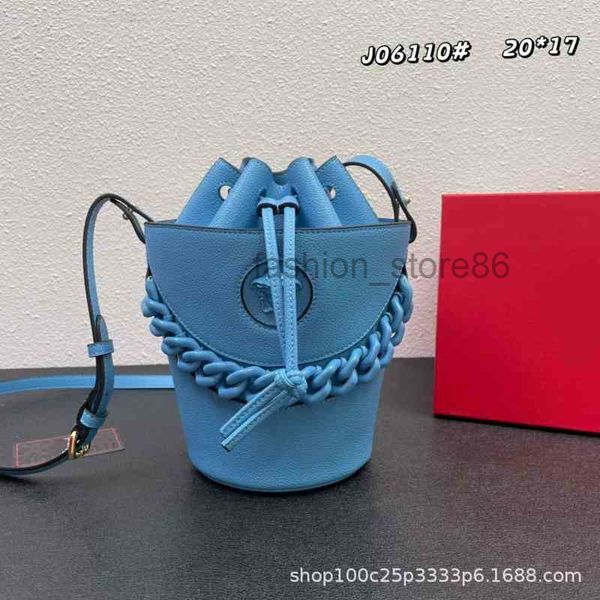 designer lady bag 2022 new star same model beauty head drawstring cylinder bag bucket chain d9p4
designer lady bag 2022 new star same model beauty head drawstring cylinder bag bucket chain d9p4