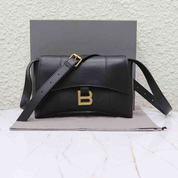 handbags classic balencaigass shoulder bags bag 2022 autumn winter b letter hourglass women's single messenger armpit women
handbags classic balencaigass shoulder bags bag 2022 autumn winter b letter hourglass women's single messenger armpit women