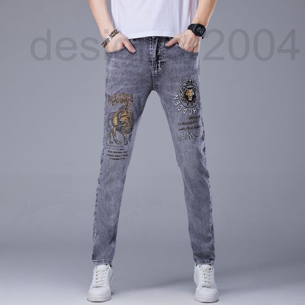 men's jeans designer 2022 men's summer fashion brand diamond lion print slim fit casual small feet washed denim pants 9bfu, Blue
men's jeans designer 2022 men's summer fashion brand diamond lion print slim fit casual small feet washed denim pants 9bfu, Blue