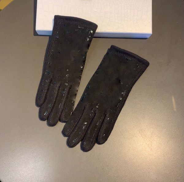 20225a quality factory directly cooperated to produce winter wool gloves., Blue;gray
20225a quality factory directly cooperated to produce winter wool gloves., Blue;gray