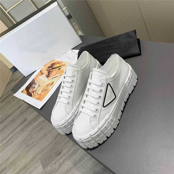 designer sneakers gabardine nylon casual shoes brand wheel trainers luxury canvas sneaker fashion platform solid heighten shoe with, Black
designer sneakers gabardine nylon casual shoes brand wheel trainers luxury canvas sneaker fashion platform solid heighten shoe with, Black