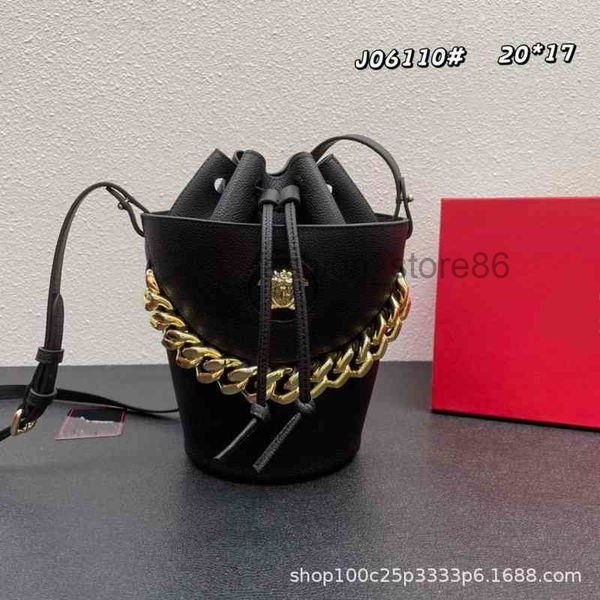 designer lady bag 2022 new star same model beauty head drawstring cylinder bag bucket chain d9p4 xtao
designer lady bag 2022 new star same model beauty head drawstring cylinder bag bucket chain d9p4 xtao