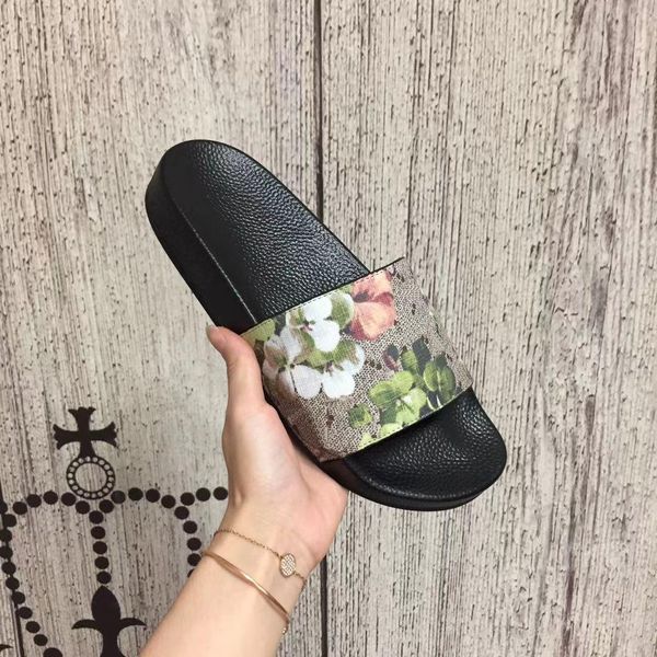 designer slipper men women rubber sandal red and green stripes flowers slippers size 35-47, Black
designer slipper men women rubber sandal red and green stripes flowers slippers size 35-47, Black