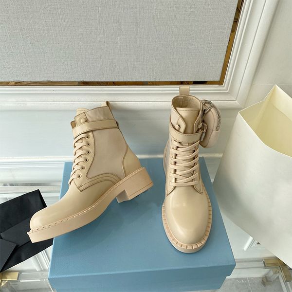 2022 women ankle boot shiny leather lace-up boots re-nylon mid-calf boots black white purse king combat shoes with box no407
2022 women ankle boot shiny leather lace-up boots re-nylon mid-calf boots black white purse king combat shoes with box no407