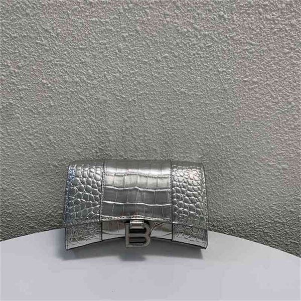handbag balenciga italy luxury 2022 designer summer leather bag chain hourglass plain grain long xs frosted button crescentcz leather high q
handbag balenciga italy luxury 2022 designer summer leather bag chain hourglass plain grain long xs frosted button crescentcz leather high q