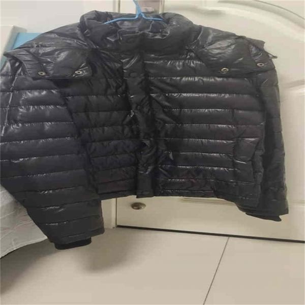 the winter long sleeve down jacket 220819, Black
the winter long sleeve down jacket 220819, Black