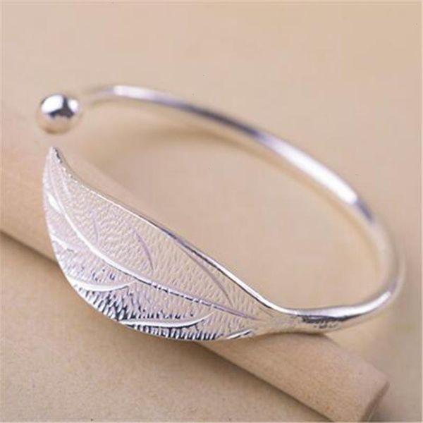 charm silver color plated feather strand leaf dreamcatcher bracelet bangle women cuff adjustable copper wedding fashion jewelry gifts, Black
charm silver color plated feather strand leaf dreamcatcher bracelet bangle women cuff adjustable copper wedding fashion jewelry gifts, Black
