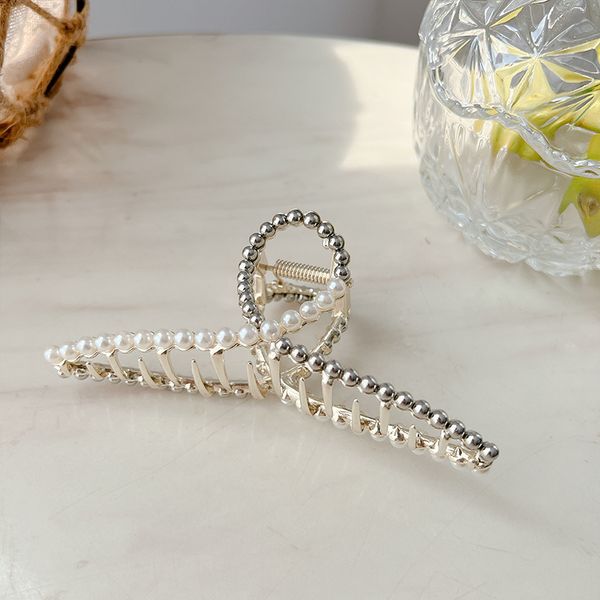 crystal pearl cross hair clamps clips women alloy ribbon large hair claws beads mixed spliced hairpins female scrunchies ponytail headdress, Slivery;golden
crystal pearl cross hair clamps clips women alloy ribbon large hair claws beads mixed spliced hairpins female scrunchies ponytail headdress, Slivery;golden