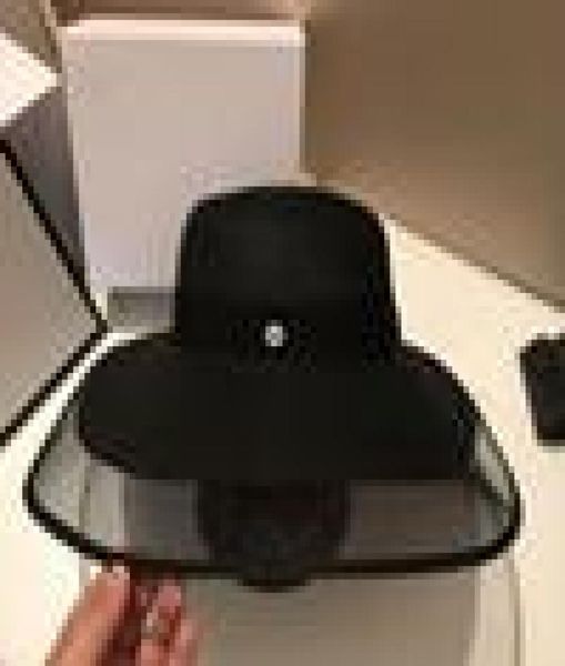 personaity floppy women straw hats fashion summer ladies wide brim hat outdoor beach sun protection hats, Black;white
personaity floppy women straw hats fashion summer ladies wide brim hat outdoor beach sun protection hats, Black;white