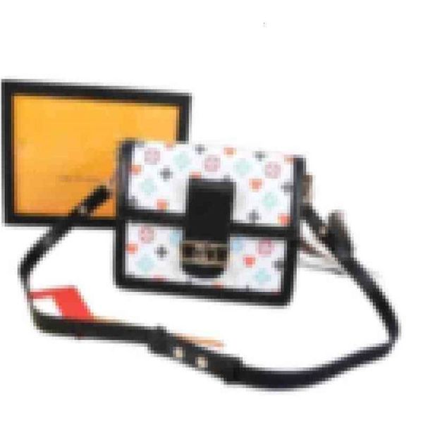 louiseity 1 viutonity luxury wallets briefcases woman handbag backpacks brand designer real leather bags shoulder totes uvwln, Red;black
louiseity 1 viutonity luxury wallets briefcases woman handbag backpacks brand designer real leather bags shoulder totes uvwln, Red;black