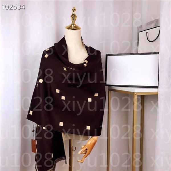 2021 designers men women autumn winter wool scarf soft thick warm luxurys long classic printed shawl echarpes de luxe 247k, Blue;gray
2021 designers men women autumn winter wool scarf soft thick warm luxurys long classic printed shawl echarpes de luxe 247k, Blue;gray