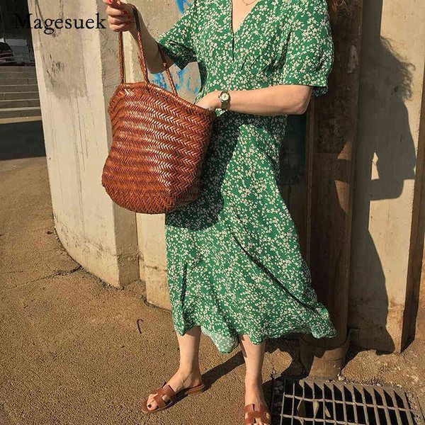 green women korea chic summer dress printed flower v-neck dress for women casual high waist mid length dress vestido 14146 t220819, Black;gray
green women korea chic summer dress printed flower v-neck dress for women casual high waist mid length dress vestido 14146 t220819, Black;gray