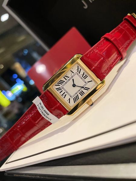 woman watches new tank series fashion casual gold 27mm 24mm real leather quartz montres ultra thin lady wristwatches, Slivery;brown
woman watches new tank series fashion casual gold 27mm 24mm real leather quartz montres ultra thin lady wristwatches, Slivery;brown
