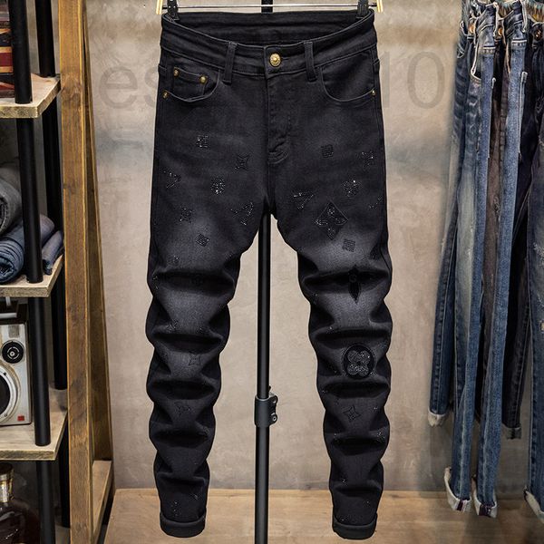 men's jeans designer fashion diamond pattern jeans men's fashion versatile light luxury high-end casual black pants spring and aut, Blue
men's jeans designer fashion diamond pattern jeans men's fashion versatile light luxury high-end casual black pants spring and aut, Blue