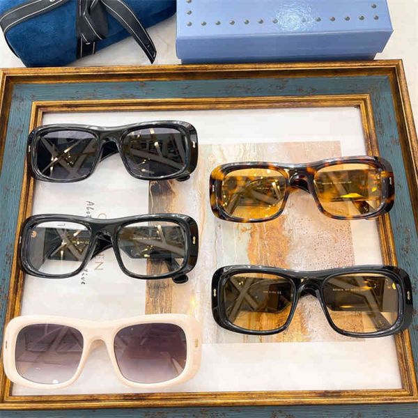 sunglasses g family large square sunglasses fashion plate ins net red star of the same type gg1251 1vqf, White;black
sunglasses g family large square sunglasses fashion plate ins net red star of the same type gg1251 1vqf, White;black