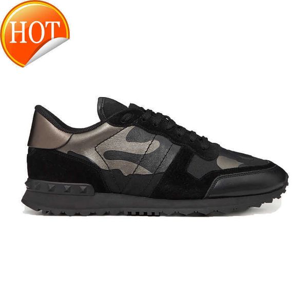 women men luxury designer shoes rockrunner sneakers camouflage mesh fabric rubber stud triple black white beige mens trainers 24 24 2420 24
women men luxury designer shoes rockrunner sneakers camouflage mesh fabric rubber stud triple black white beige mens trainers 24 24 2420 24