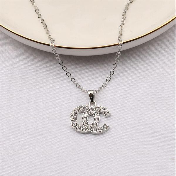 luxury brand designer double letter pendant necklaces chain gold silver crysatl pearl rhinestone sweater newklace for women weddin319m
luxury brand designer double letter pendant necklaces chain gold silver crysatl pearl rhinestone sweater newklace for women weddin319m