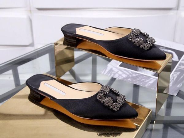 realfine slippers 5a mb manlo blanik 5728240 hangisimu satin jewel buckle mules flat heels slipper sandals for women size 34-40, Black
realfine slippers 5a mb manlo blanik 5728240 hangisimu satin jewel buckle mules flat heels slipper sandals for women size 34-40, Black