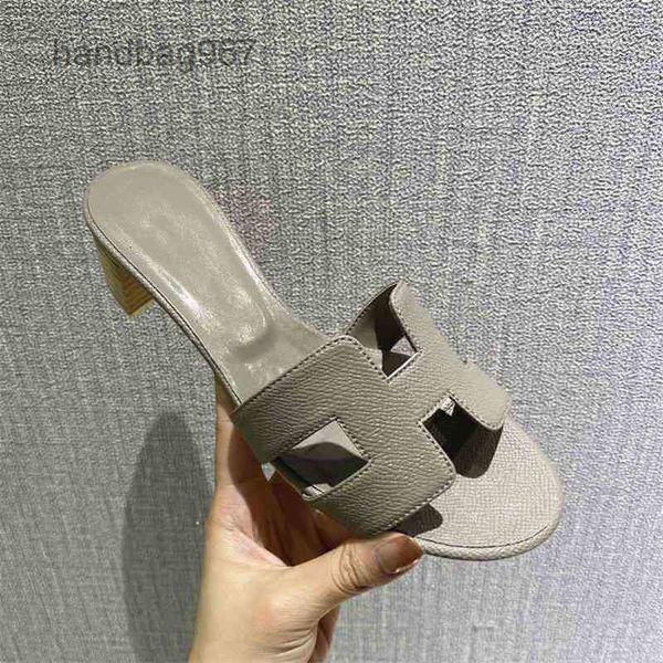 herme designer summer slippers sandals ladies slide slippers shoes 2022 designer h organ summer wear medium heels leater travel beach, Black
herme designer summer slippers sandals ladies slide slippers shoes 2022 designer h organ summer wear medium heels leater travel beach, Black