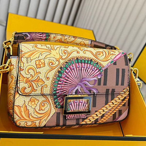 graffiti baguette crossbody bag flap clutch shoulder bag women handbag purse baroque print head portrait hasp hardware fashion letter detach
graffiti baguette crossbody bag flap clutch shoulder bag women handbag purse baroque print head portrait hasp hardware fashion letter detach