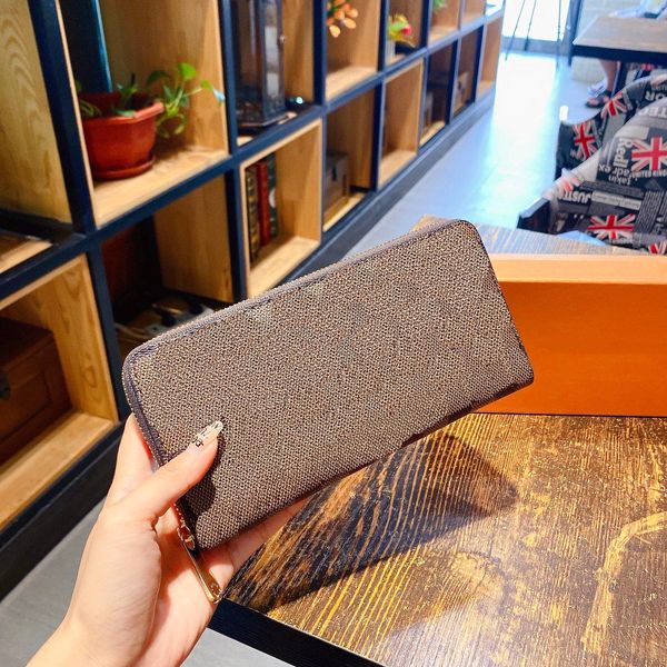 women wallets fashion luxury purse cluth brand men wallet pochette passport holder card pu leather wholesale damier old flower size 21cm dam, Red;black
women wallets fashion luxury purse cluth brand men wallet pochette passport holder card pu leather wholesale damier old flower size 21cm dam, Red;black