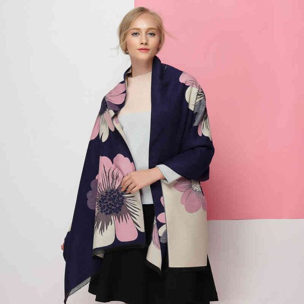 2022 new autumn and winter korean women's double-sided fashionable warm thickened large flower cashmere scarf shawl, Blue;gray
2022 new autumn and winter korean women's double-sided fashionable warm thickened large flower cashmere scarf shawl, Blue;gray