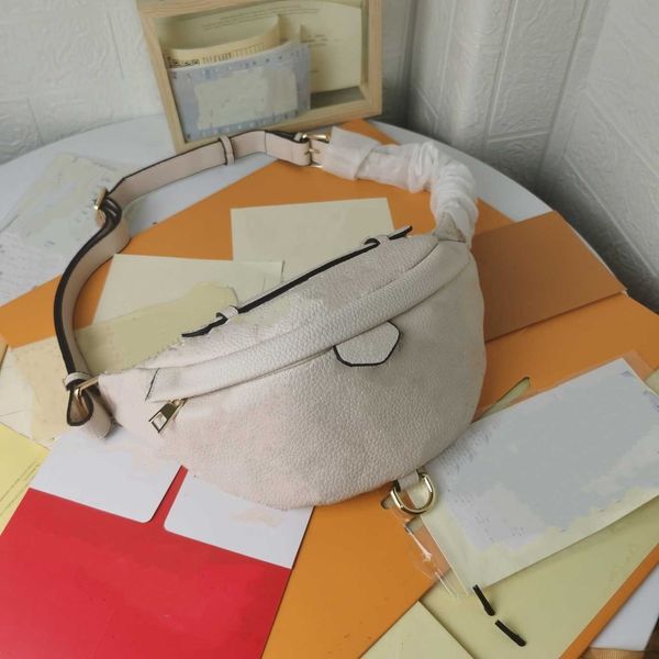 empreinte leather waist bag super quality flower imprinted soft leathet classic women street style cool bumbag
empreinte leather waist bag super quality flower imprinted soft leathet classic women street style cool bumbag