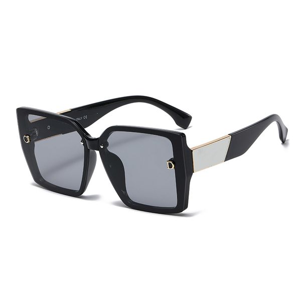 fashion sunglasses classic men and women designers trend retro sunglasses street shooting travel large frame anti-glare glasses, White;black
fashion sunglasses classic men and women designers trend retro sunglasses street shooting travel large frame anti-glare glasses, White;black
