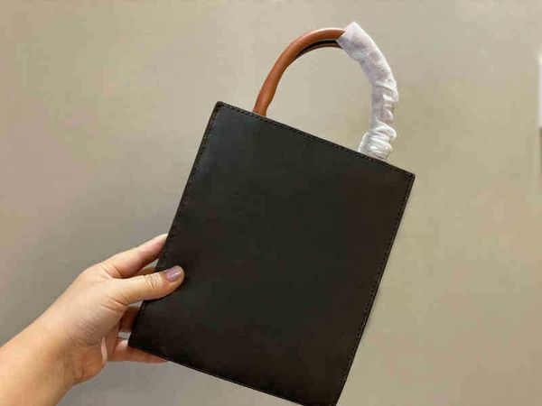 women bags backpack classic square purse leather luxury designer body pillow zhouzhoubao123 handbag high-capacity solid crossbody bag colors
women bags backpack classic square purse leather luxury designer body pillow zhouzhoubao123 handbag high-capacity solid crossbody bag colors