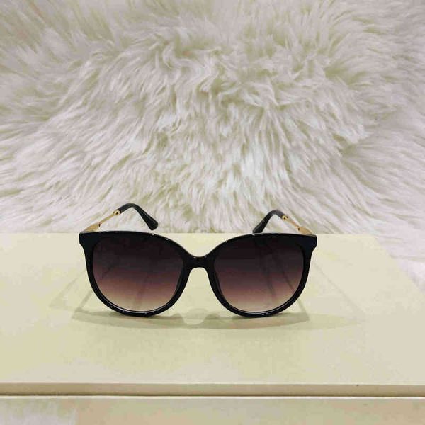 bai cheng classic luxury sunglasses polarized 2022 for men women pilot sun glasses uv400 eyewear metal frame polaroid lens with box and case, White;black
bai cheng classic luxury sunglasses polarized 2022 for men women pilot sun glasses uv400 eyewear metal frame polaroid lens with box and case, White;black