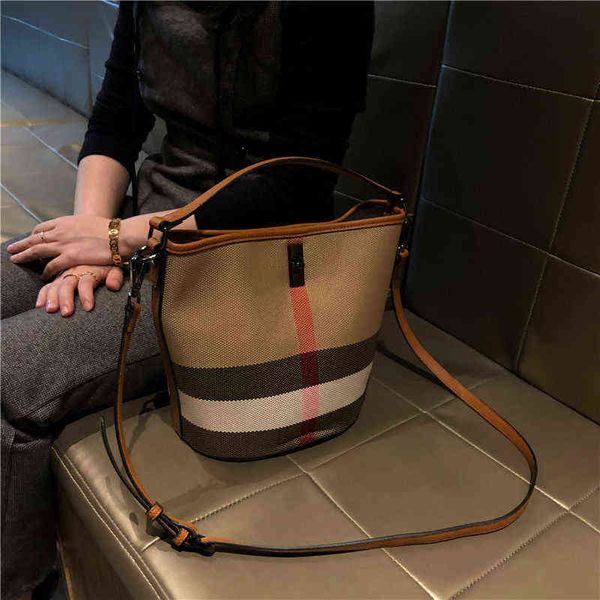 burbrerys crossbody handbags bags burbrery onthego tote luxuries designers women bag purses totes designer woman handbag shoulder wallet par
burbrerys crossbody handbags bags burbrery onthego tote luxuries designers women bag purses totes designer woman handbag shoulder wallet par