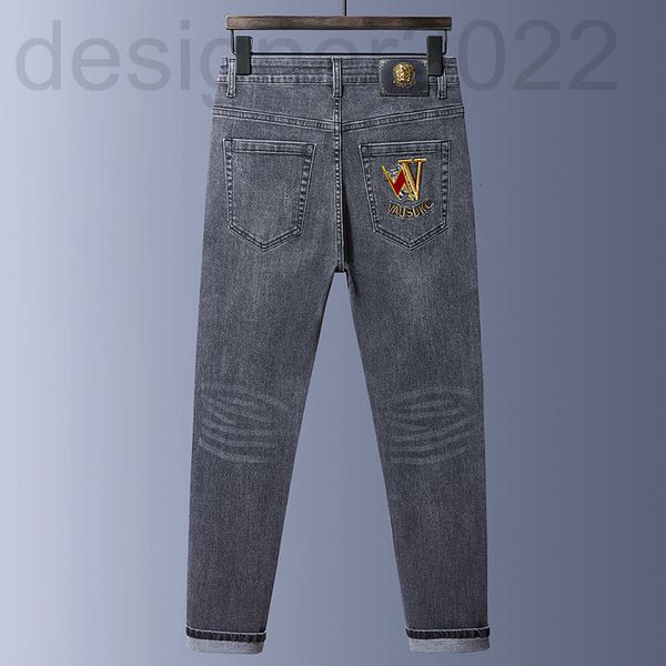 men's jeans designer european medusa embroidered jeans men's spring and autumn grey fashion versatile elastic slim fit straight pa, Blue
men's jeans designer european medusa embroidered jeans men's spring and autumn grey fashion versatile elastic slim fit straight pa, Blue