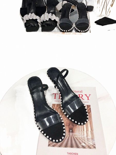 2022 designer luxury women nova sandal leather pvc black high heels slingback sandals summer ladies fashion crystal bordered shoes size 35-4
2022 designer luxury women nova sandal leather pvc black high heels slingback sandals summer ladies fashion crystal bordered shoes size 35-4