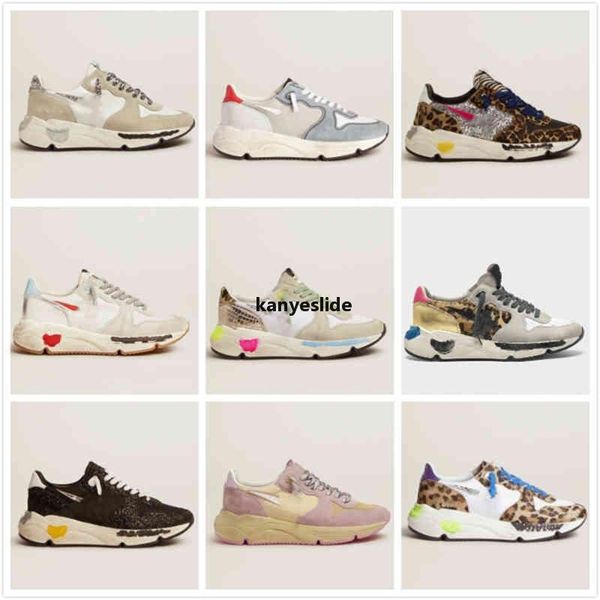 2022 designer shoes sandal italy brand golden sneakers running sole women shoes classic white do -old italy deluxe sequin dirty designer hp, Black
2022 designer shoes sandal italy brand golden sneakers running sole women shoes classic white do -old italy deluxe sequin dirty designer hp, Black