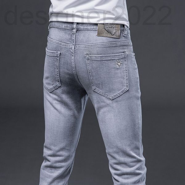 men's jeans designer grey jeans men's spring fashion brand high-end fashion korean style versatile slim fit small straight pants c, Blue
men's jeans designer grey jeans men's spring fashion brand high-end fashion korean style versatile slim fit small straight pants c, Blue