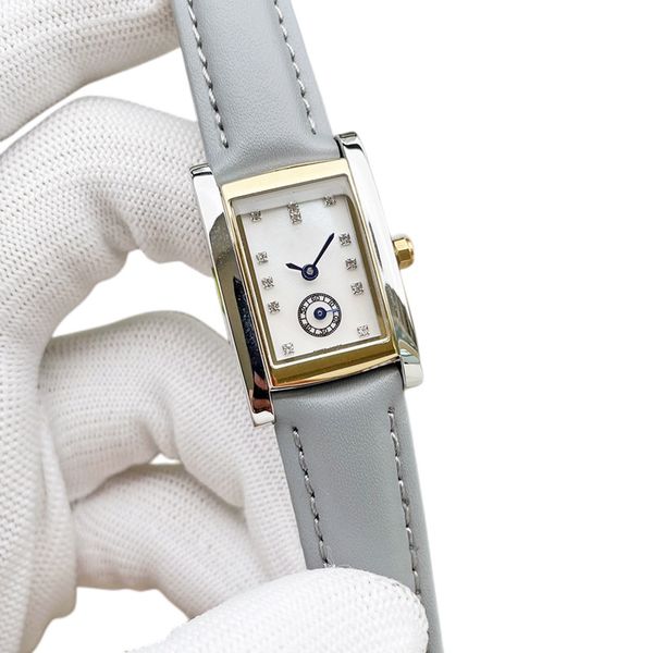 2022 new fashion women's watch 33mm quartz movement 316l stainless steel case leather belt life waterproof luxury watch designer colour, Slivery;golden
2022 new fashion women's watch 33mm quartz movement 316l stainless steel case leather belt life waterproof luxury watch designer colour, Slivery;golden
