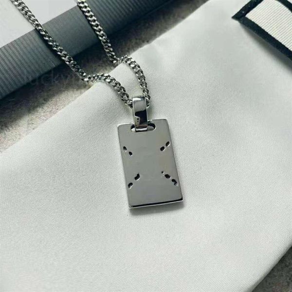 2021 fashion retro personality men jewelry women necklace skull pattern pendant men hip hop necklace accessories party christmas g284x, Silver
2021 fashion retro personality men jewelry women necklace skull pattern pendant men hip hop necklace accessories party christmas g284x, Silver