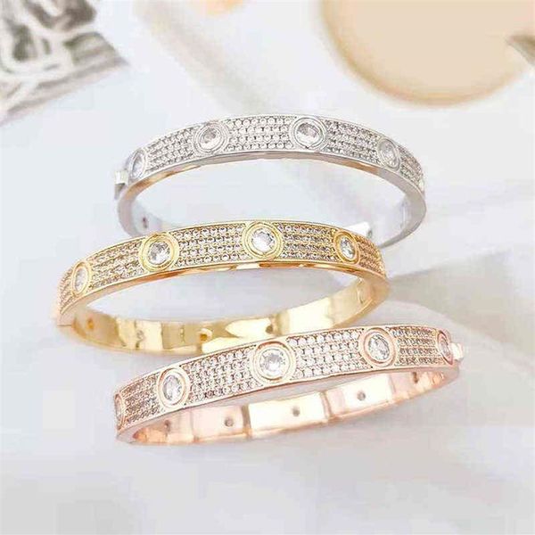 micro inlaid zircon japanese full zirconium big fashion women's jewelry bracelet ring266n, Black
micro inlaid zircon japanese full zirconium big fashion women's jewelry bracelet ring266n, Black